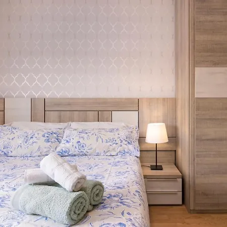 Cano Badillo - Plaza Mayor - Leonapartamentos Appartement