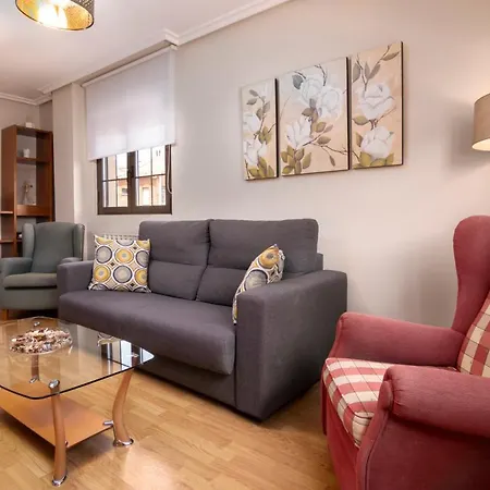Cano Badillo - Plaza Mayor - Leonapartamentos Apartment