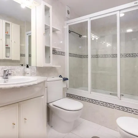 Caño Badillo - Plaza Mayor - Leonapartamentos *