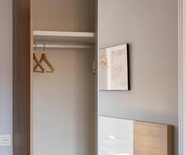 Cano Badillo - Plaza Mayor - Leonapartamentos شقة ليون